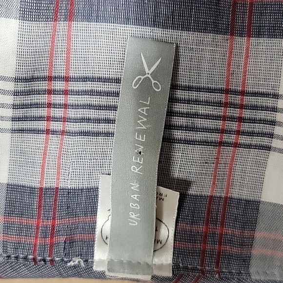 Urban Renewal Size S/M Prairie Style Top with Pearl Snap Closure.  EUC - Picture 10 of 11